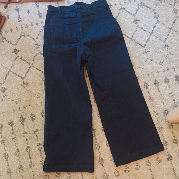 SOLD Everlane Wide Leg Crop Pant in Navy - Picture 2 of 8